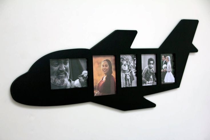 CUSTOMISED WALL FRAME